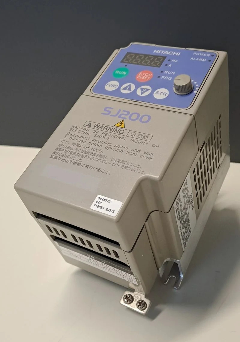 HITACHI SJ200-004NFEF