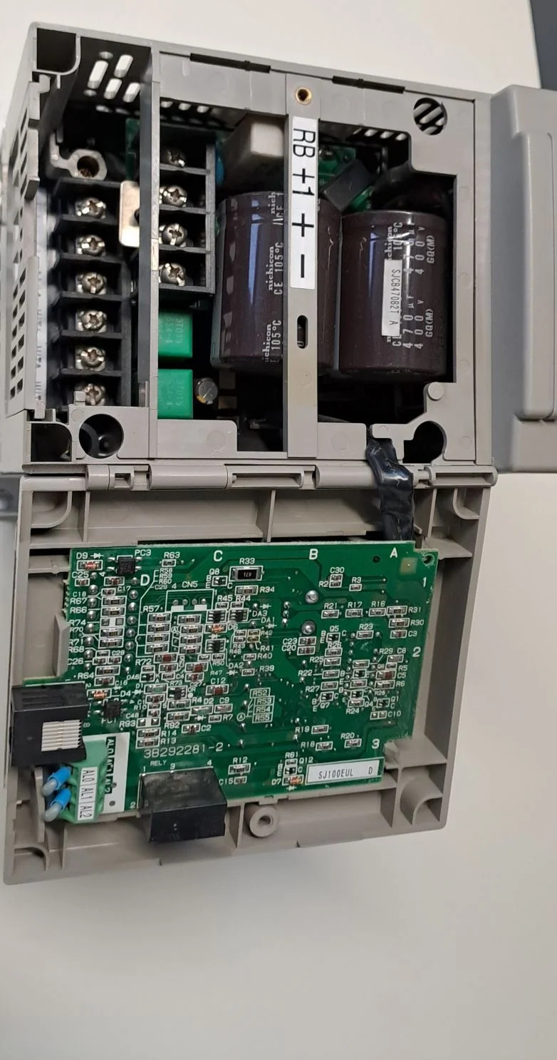 HITACHI SJ100-015NFE