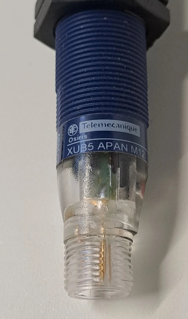 TÉLÉMÉCANIQUE  XUB5APANM12