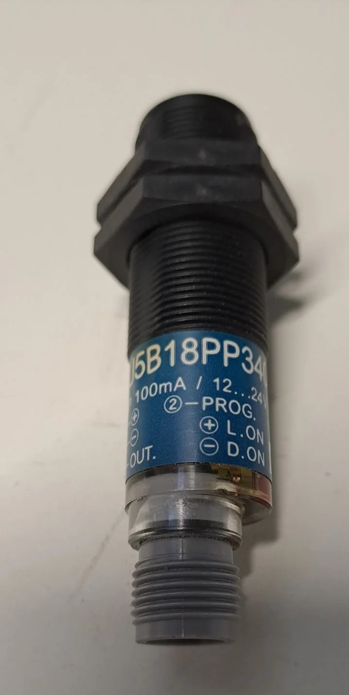 TÉLÉMÉCANIQUE  XU5B18PP340D