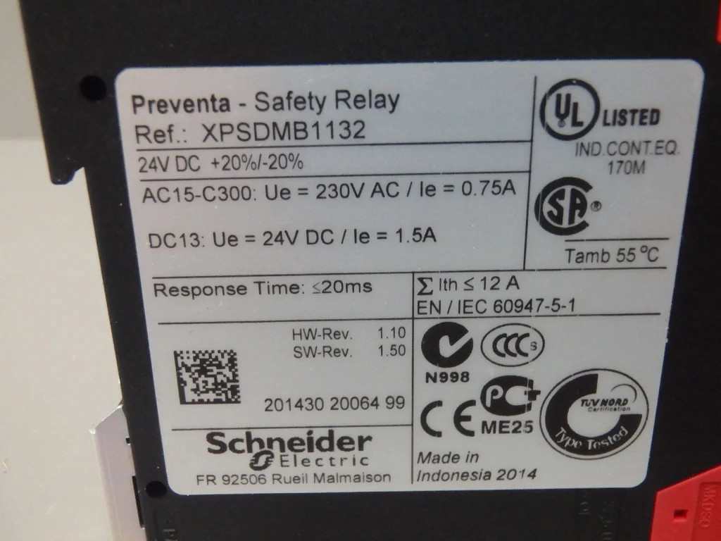 SCHNEIDER  XPS-DMB1132