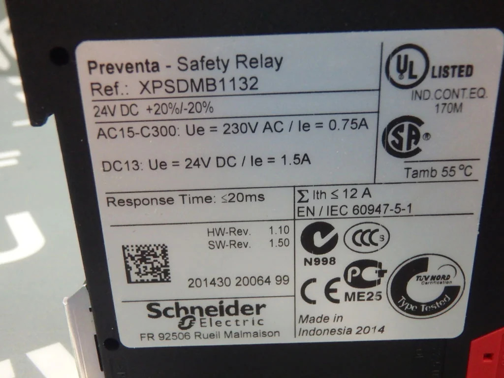 SCHNEIDER  XPS-DMB1132