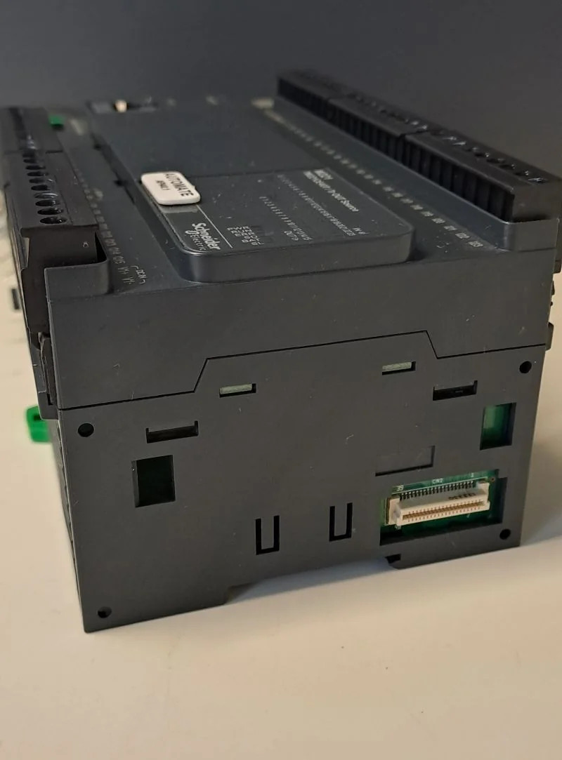 SCHNEIDER  TM221CE40T