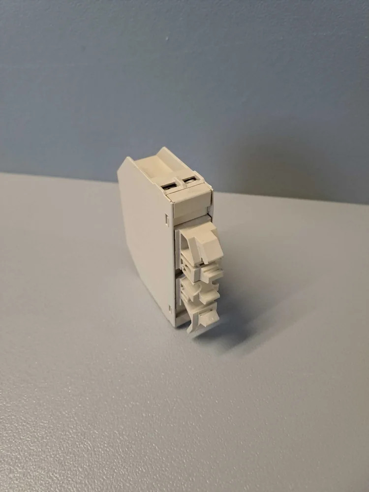 SCHNEIDER  ABR1S418B