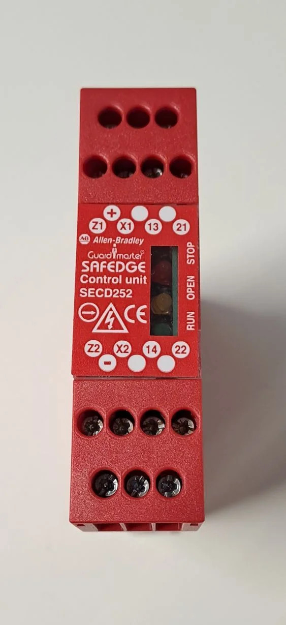 ALLEN BRADLEY  440F-C252D