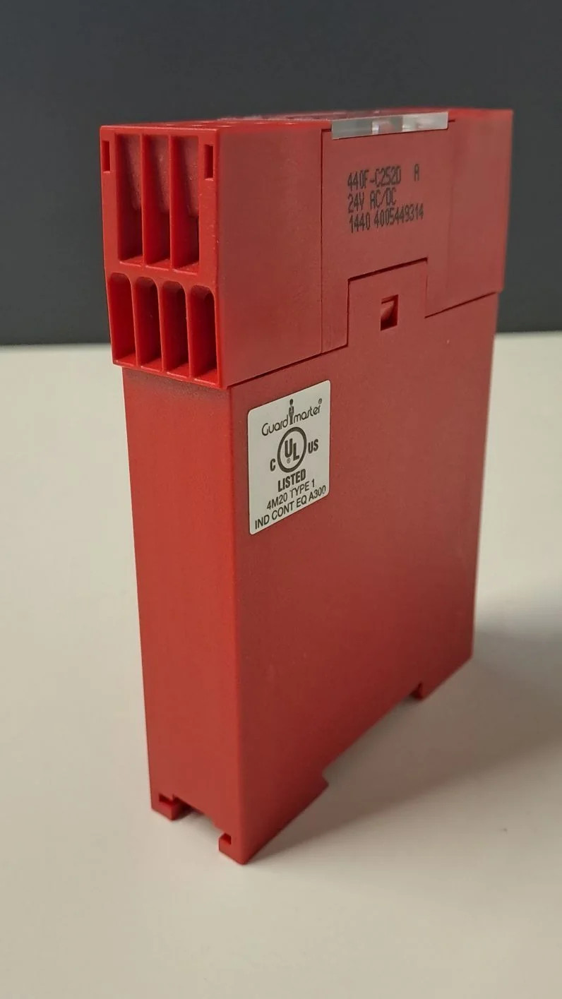 ALLEN BRADLEY  440F-C252D