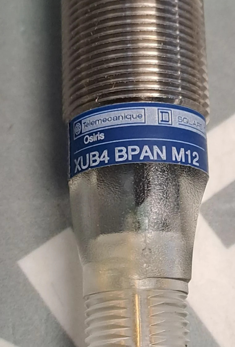 TÉLÉMÉCANIQUE  XUB4BPANM12