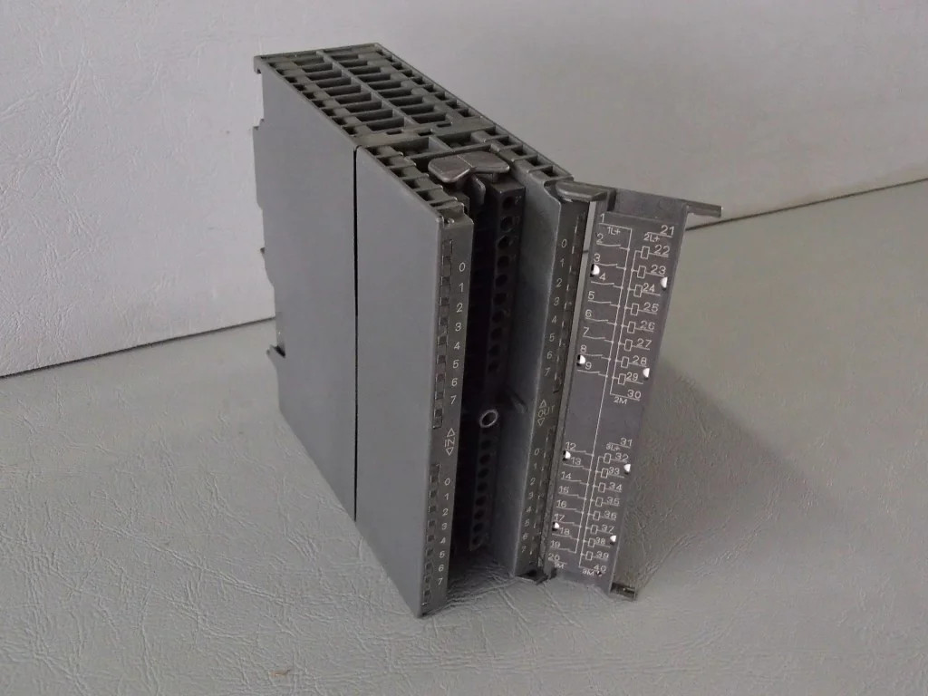 SIEMENS 6ES7323-1BL00-0AA0