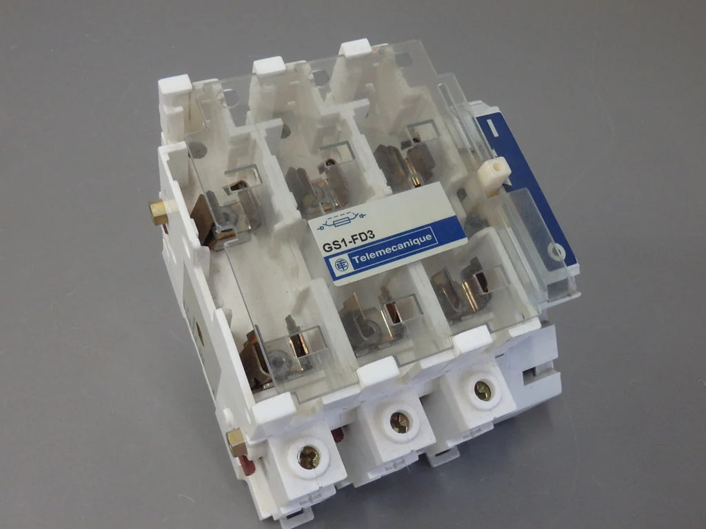 TÉLÉMÉCANIQUE  GS1-FD3