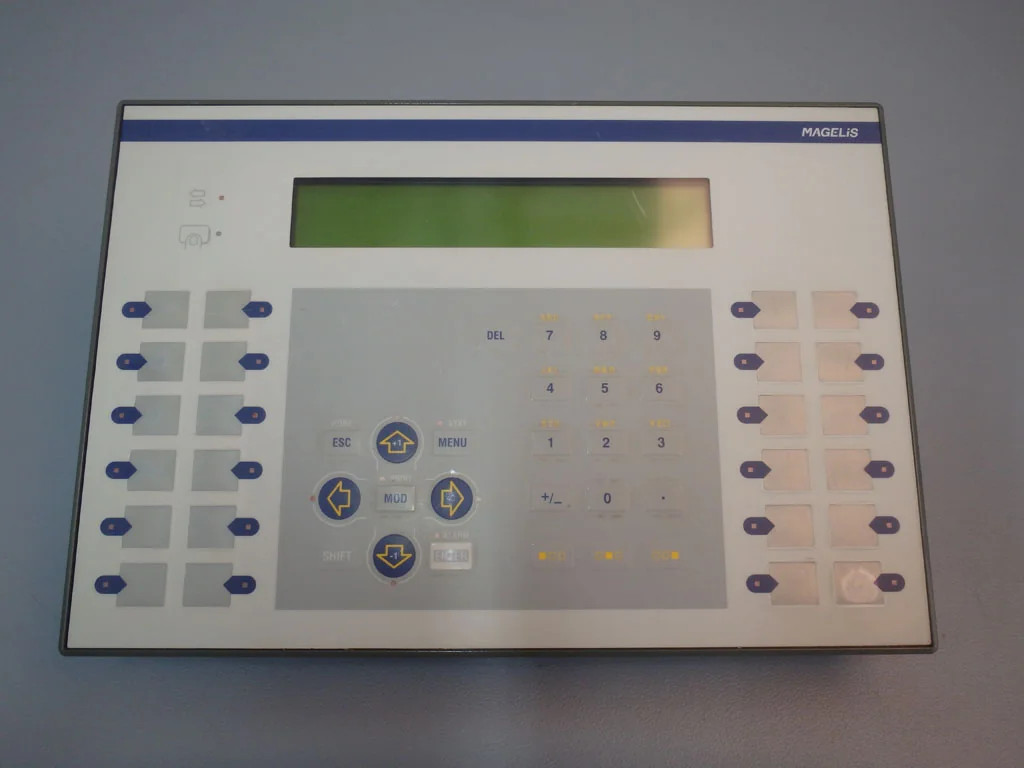 TÉLÉMÉCANIQUE  XBT-E015110