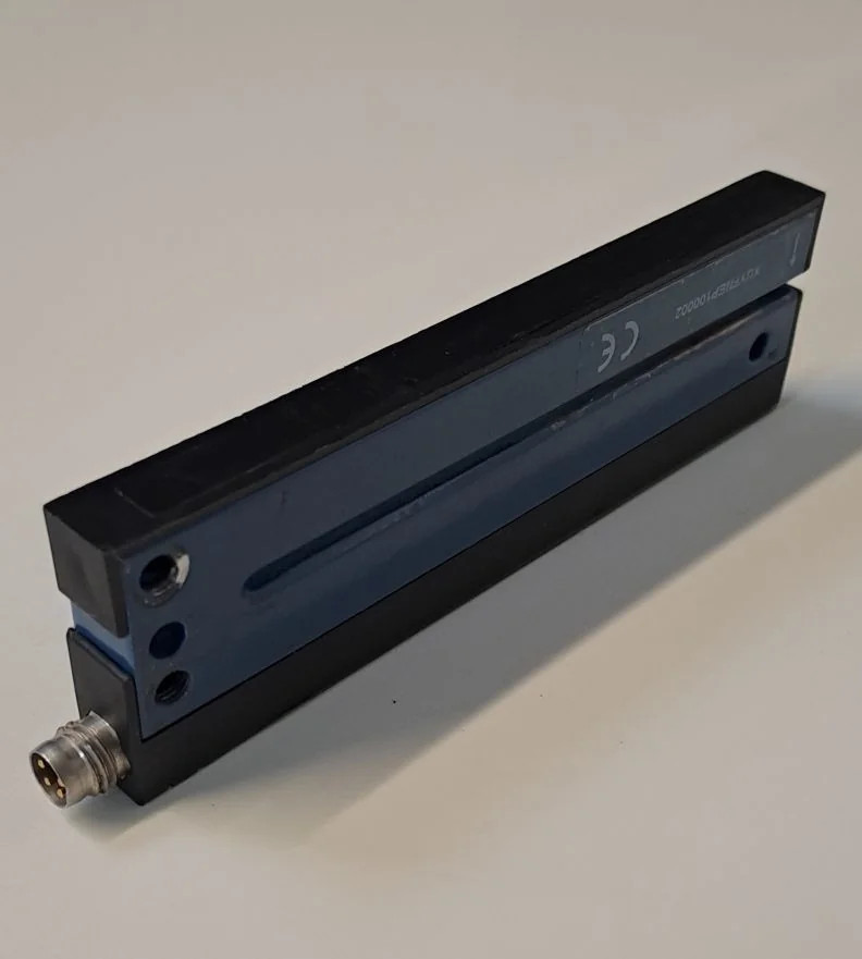 SCHNEIDER  XUYFNEP100002