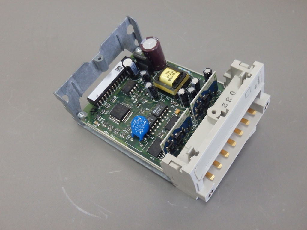 SCHNEIDER  TSXASZ200