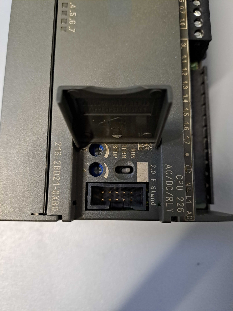 SIEMENS 6ES7216-2BD21-0XB0