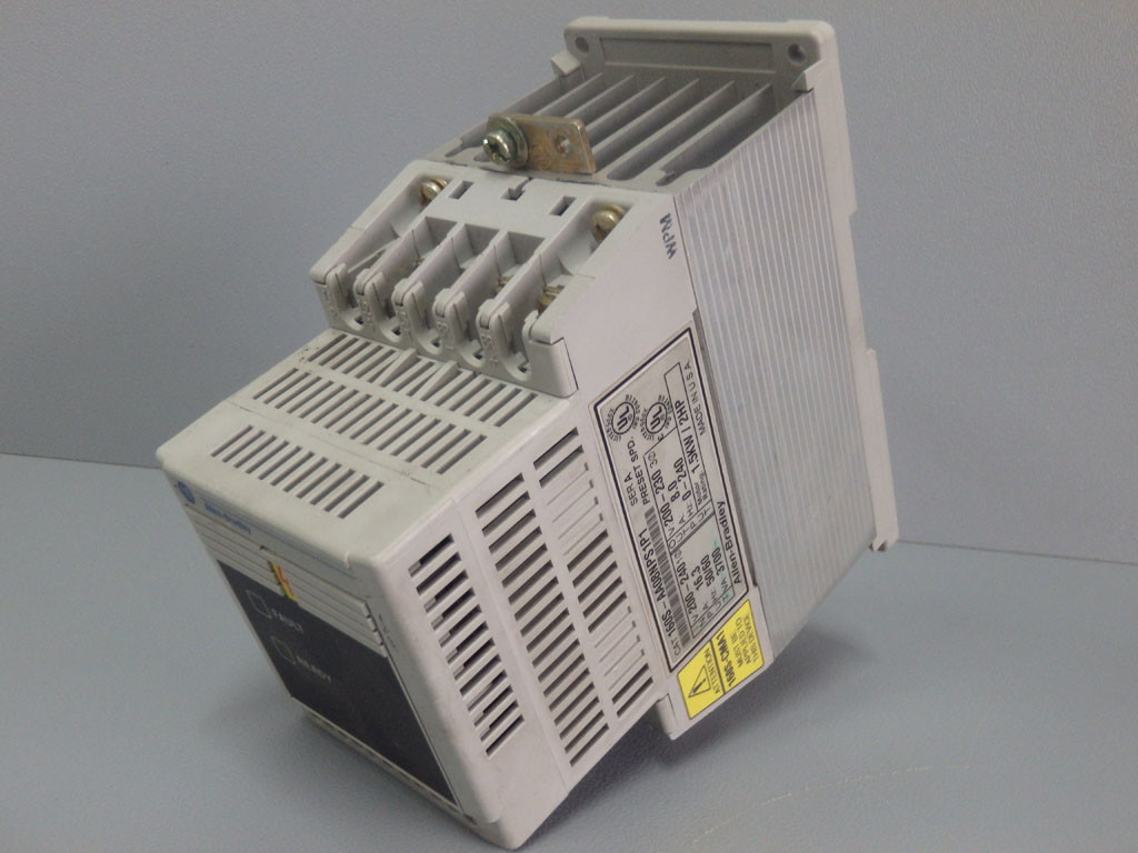 ALLEN-BRADLEY 160S-AA08NPS1P1