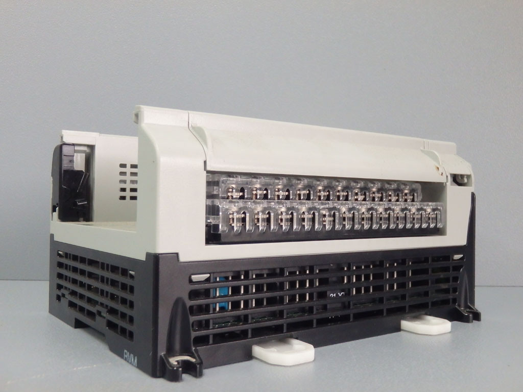 ALLEN-BRADLEY 1764-28BXB