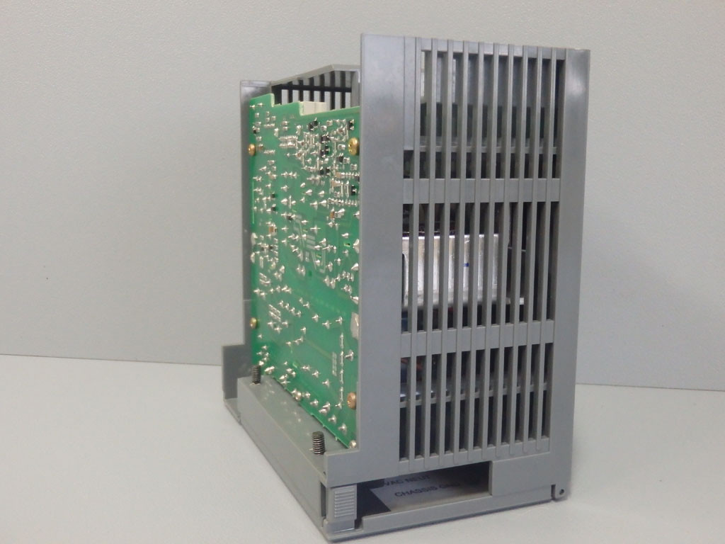 ALLEN-BRADLEY 1746-P2