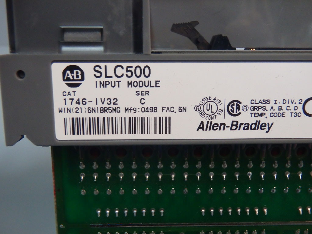 ALLEN-BRADLEY 1746-IV32