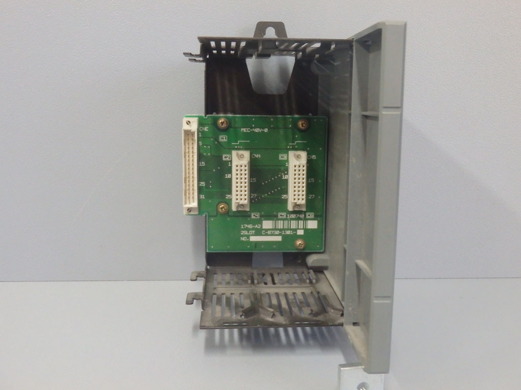 ALLEN-BRADLEY 1746-A2