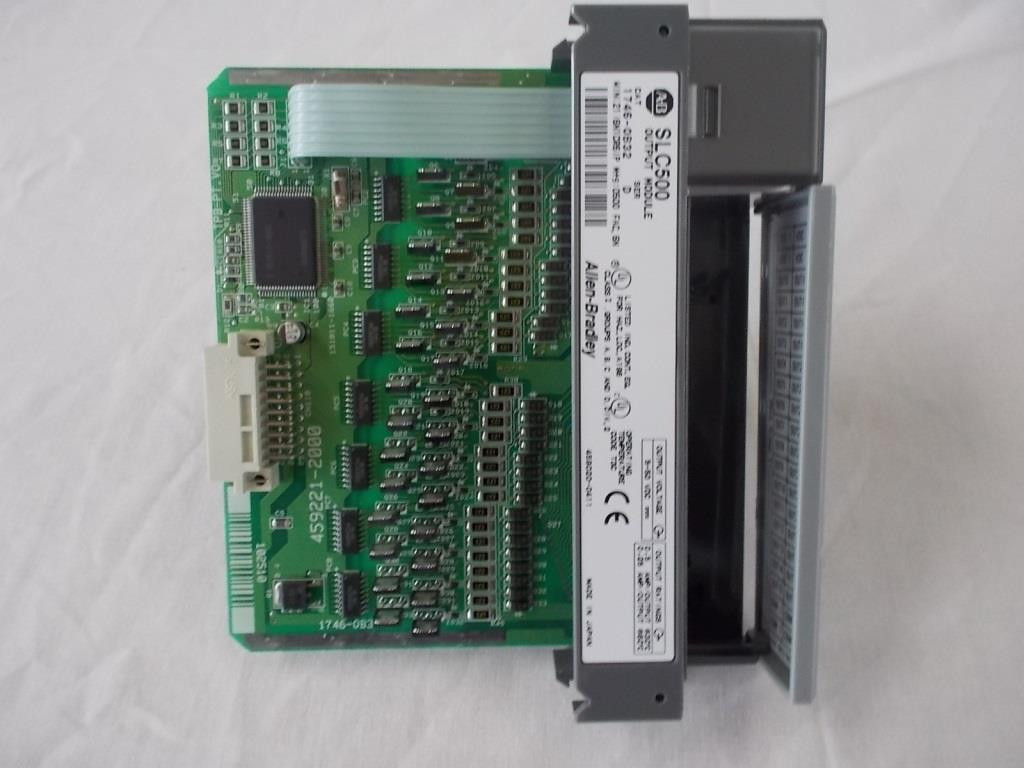 ALLEN-BRADLEY 1746-OB32