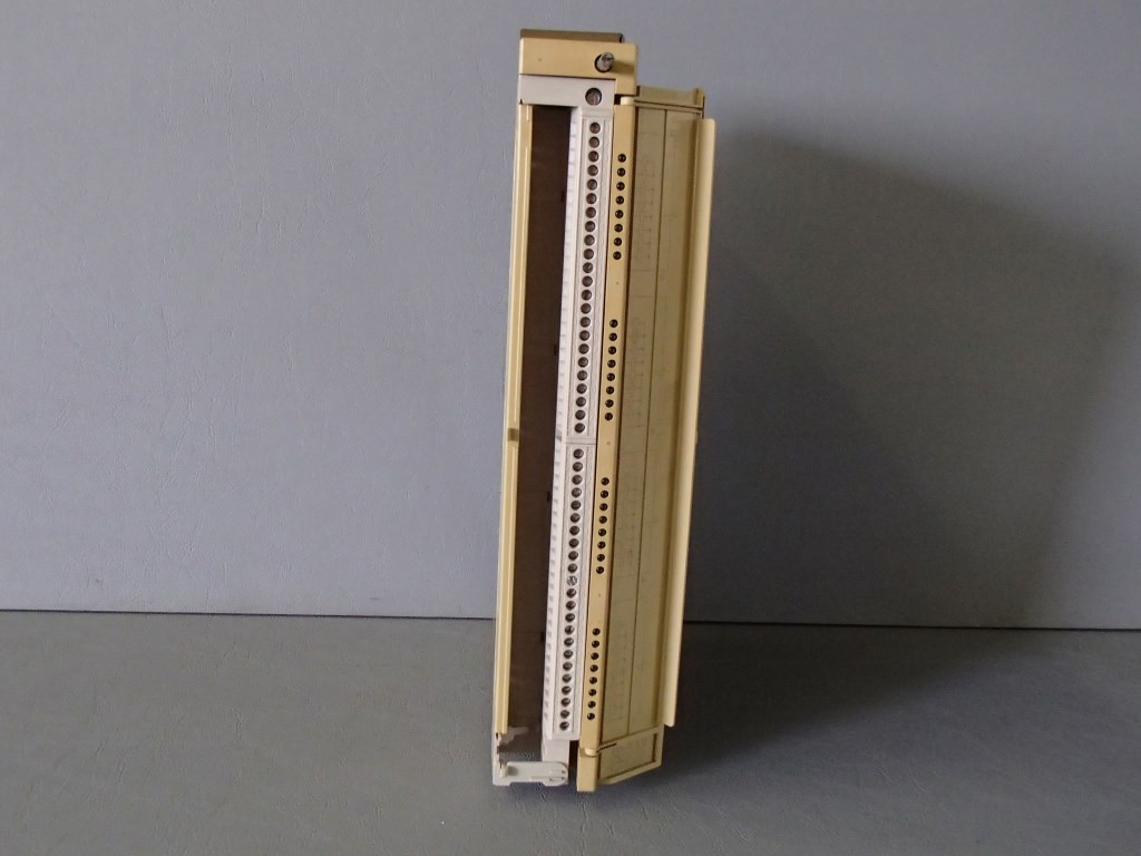 SIEMENS 6ES5451-7LA12