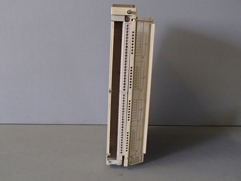 SIEMENS 6ES5482-7LA11