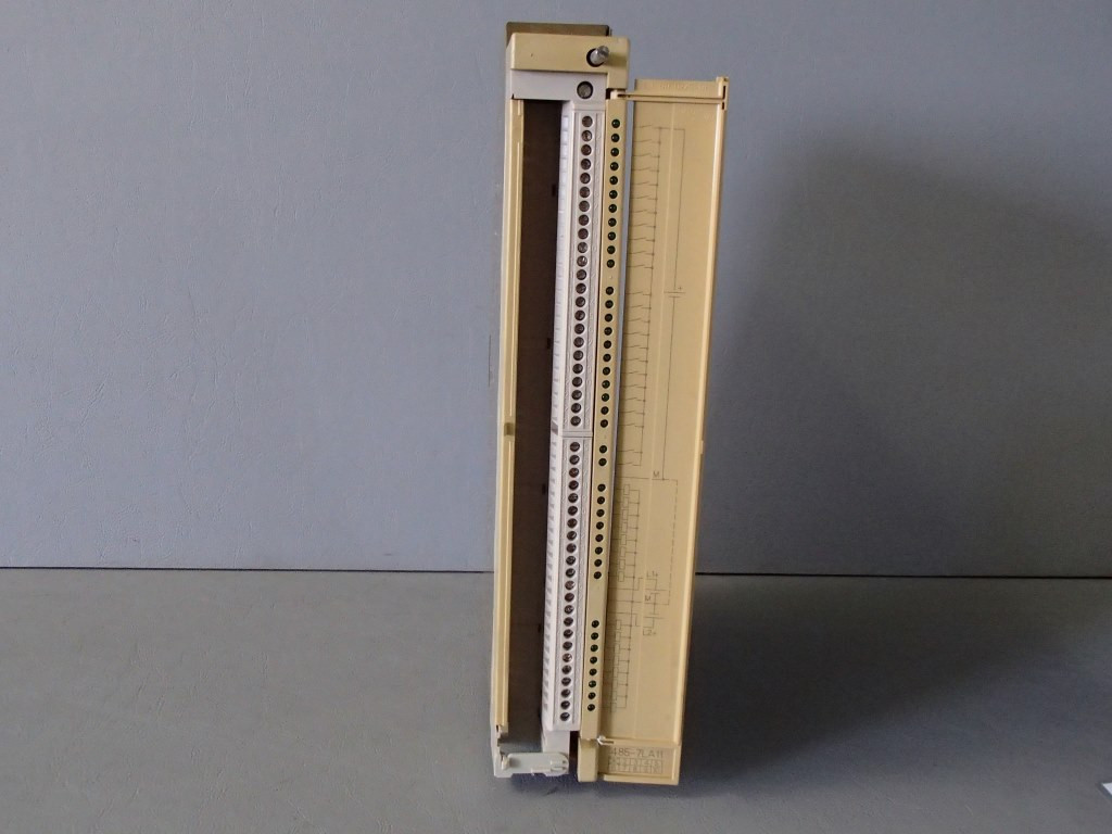 SIEMENS 6ES5485-7LA11