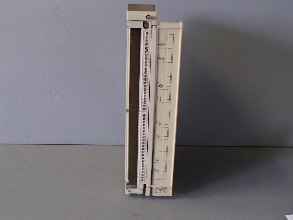 SIEMENS 6ES5470-7LB12