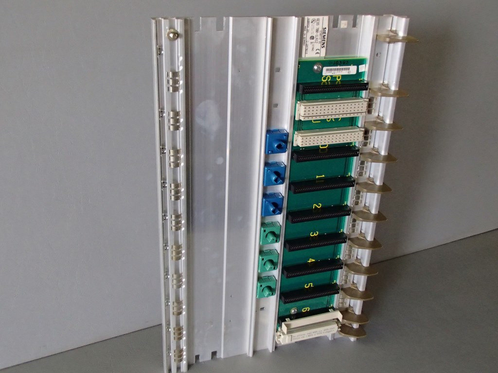 SIEMENS 6ES5700-1LA12