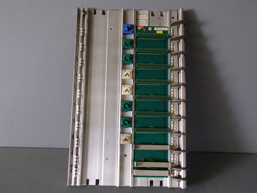 SIEMENS 6ES5701-1LA12JYF