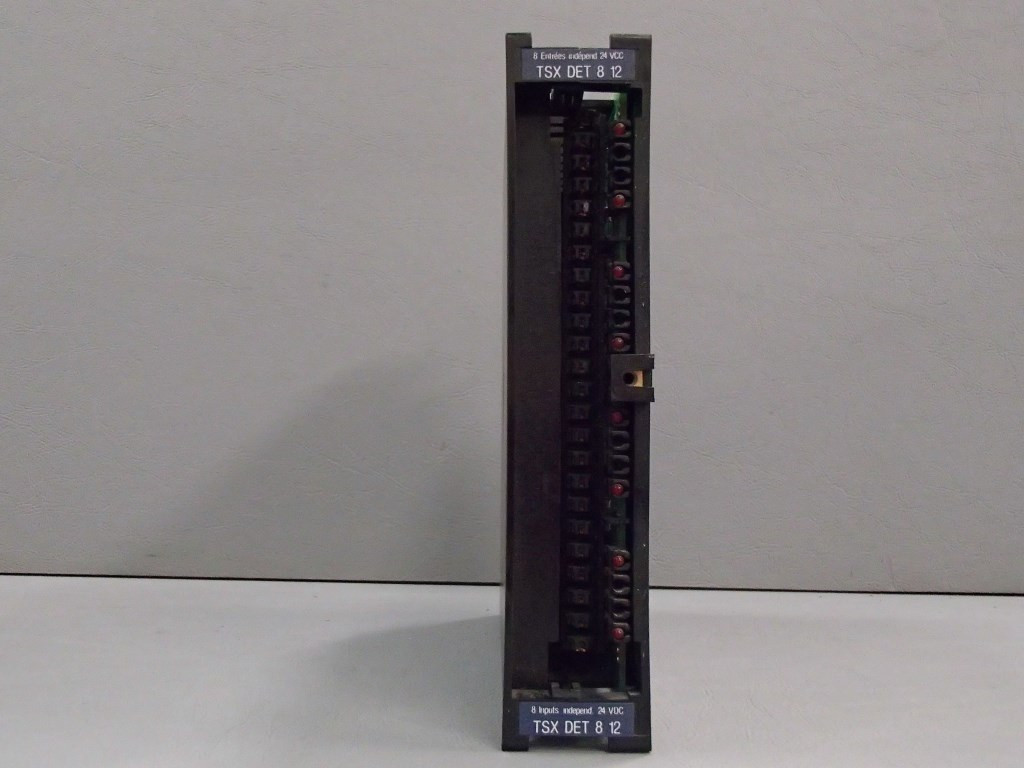 TÉLÉMÉCANIQUE  TSXDET812