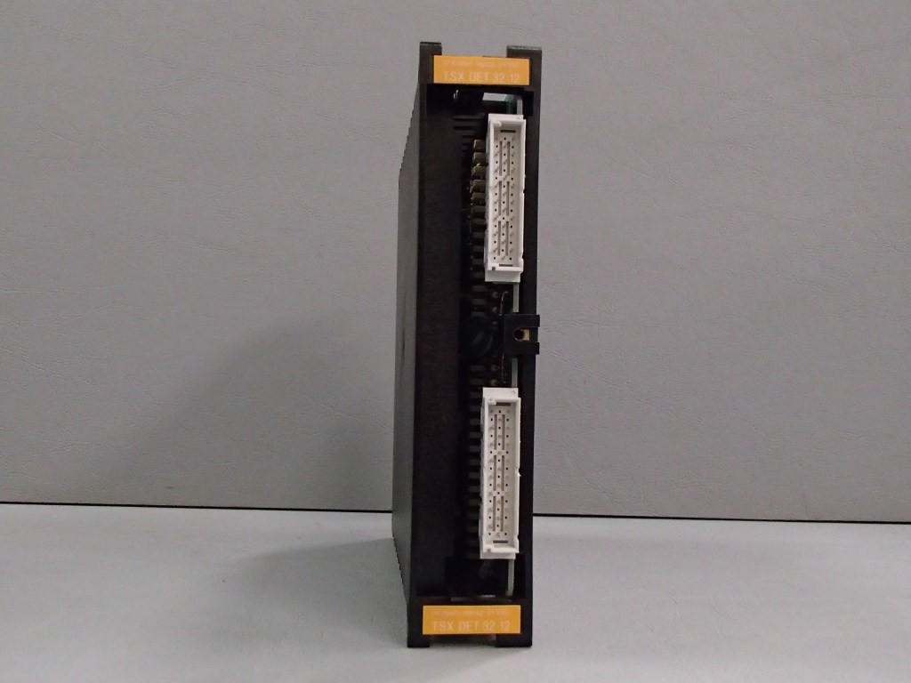 TÉLÉMÉCANIQUE  TSXDET3212