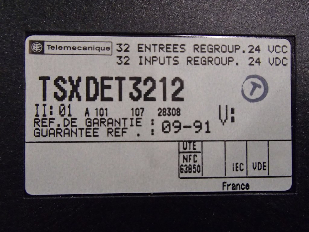TÉLÉMÉCANIQUE  TSXDET3212