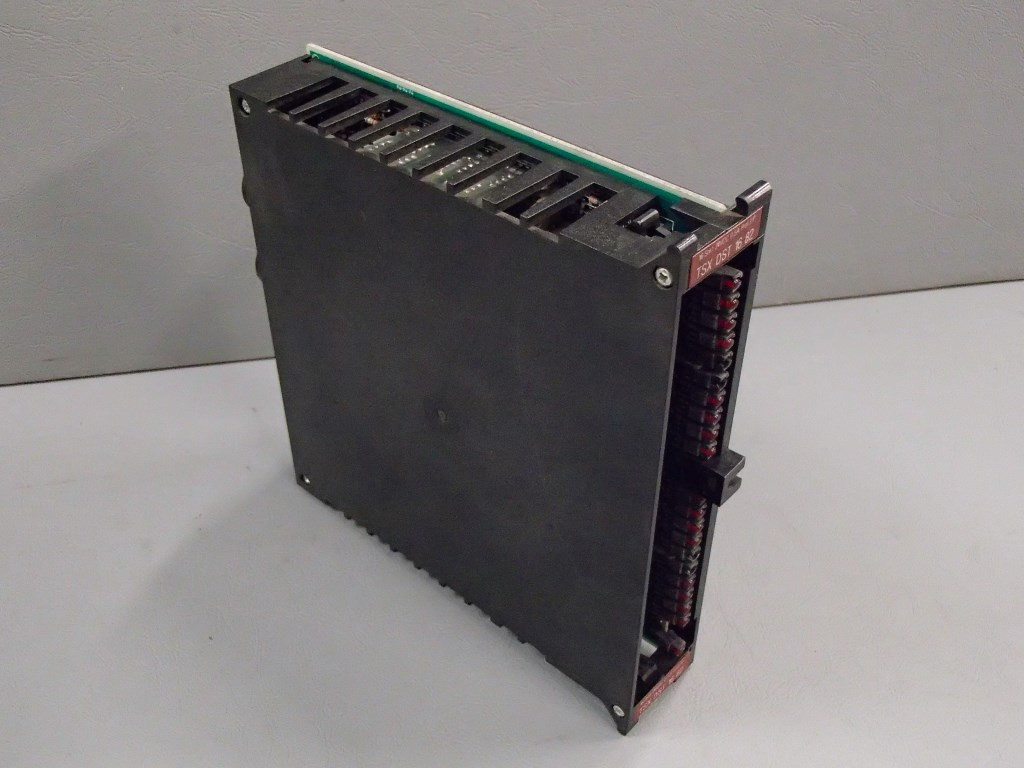 TÉLÉMÉCANIQUE  TSXDST1682