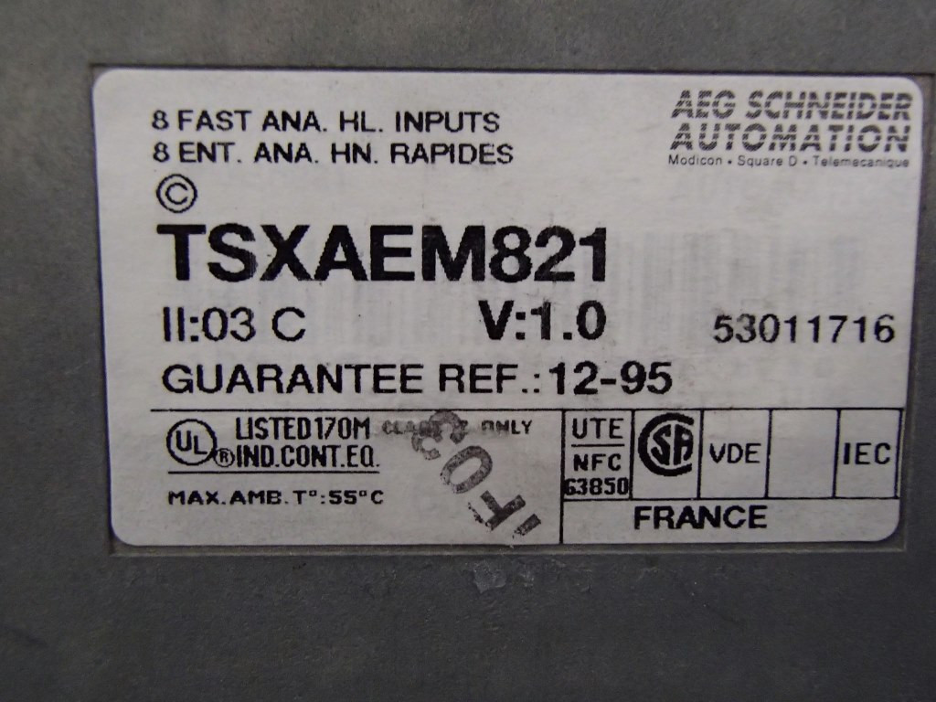 TÉLÉMÉCANIQUE  TSXAEM821