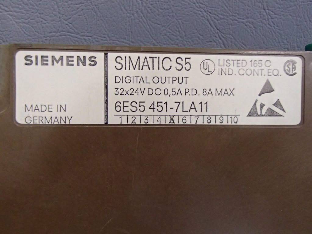 SIEMENS 6ES5451-7LA11
