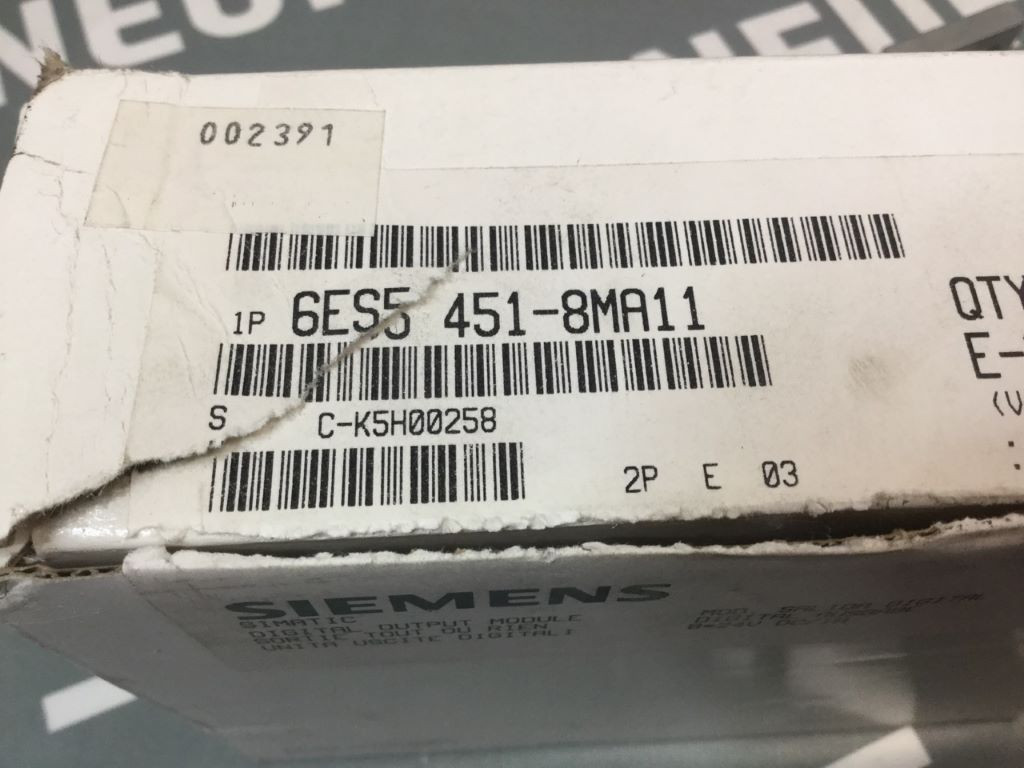 SIEMENS 6ES5451-8MA11