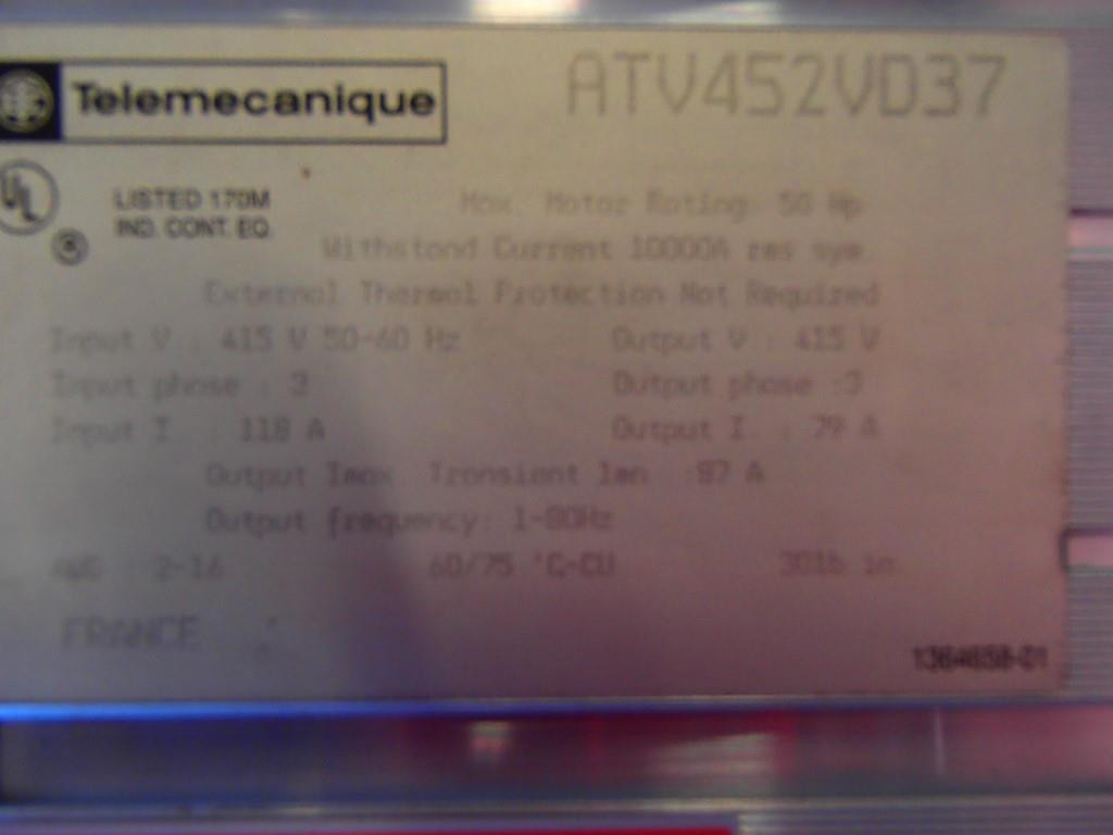 TÉLÉMÉCANIQUE  ATV452VD37