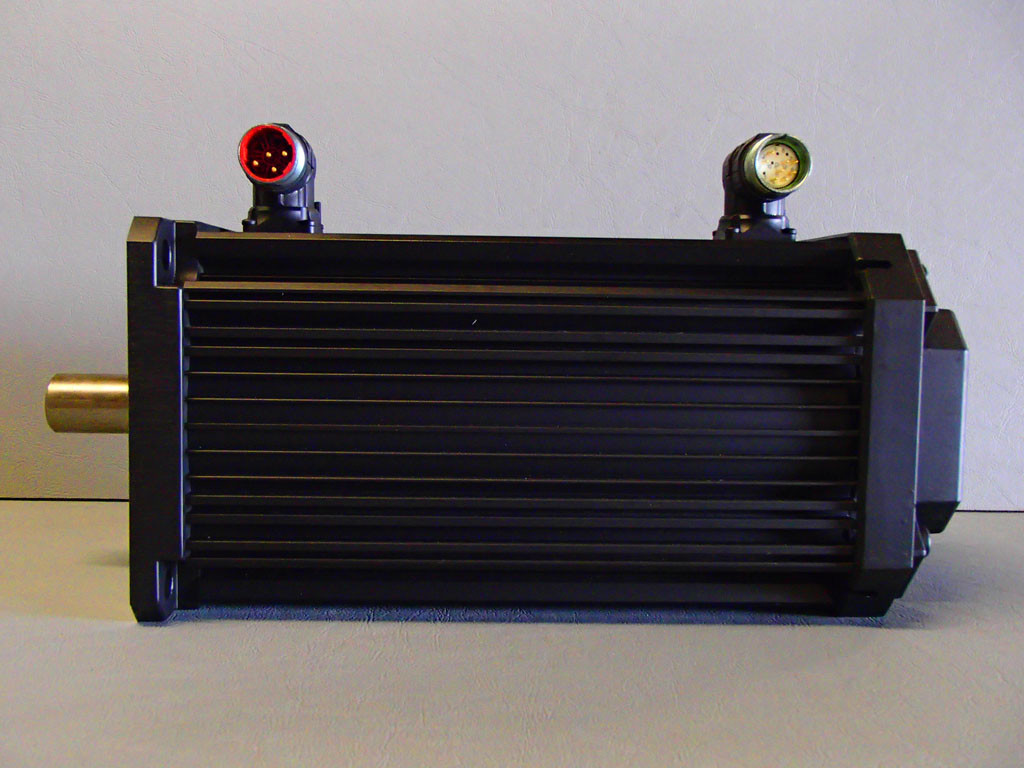 LENZE MCA14L41-RS0B0-N24R-ST5S00N-R0SU