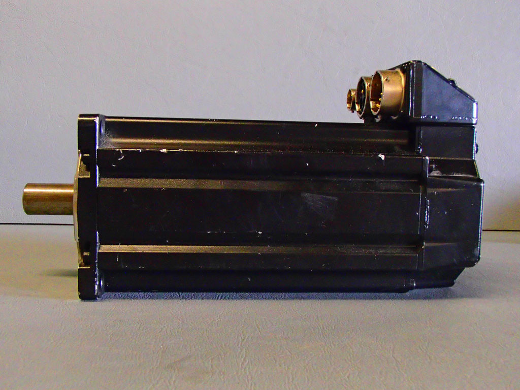 ALLEN-BRADLEY MPL-B430P-RK24AA