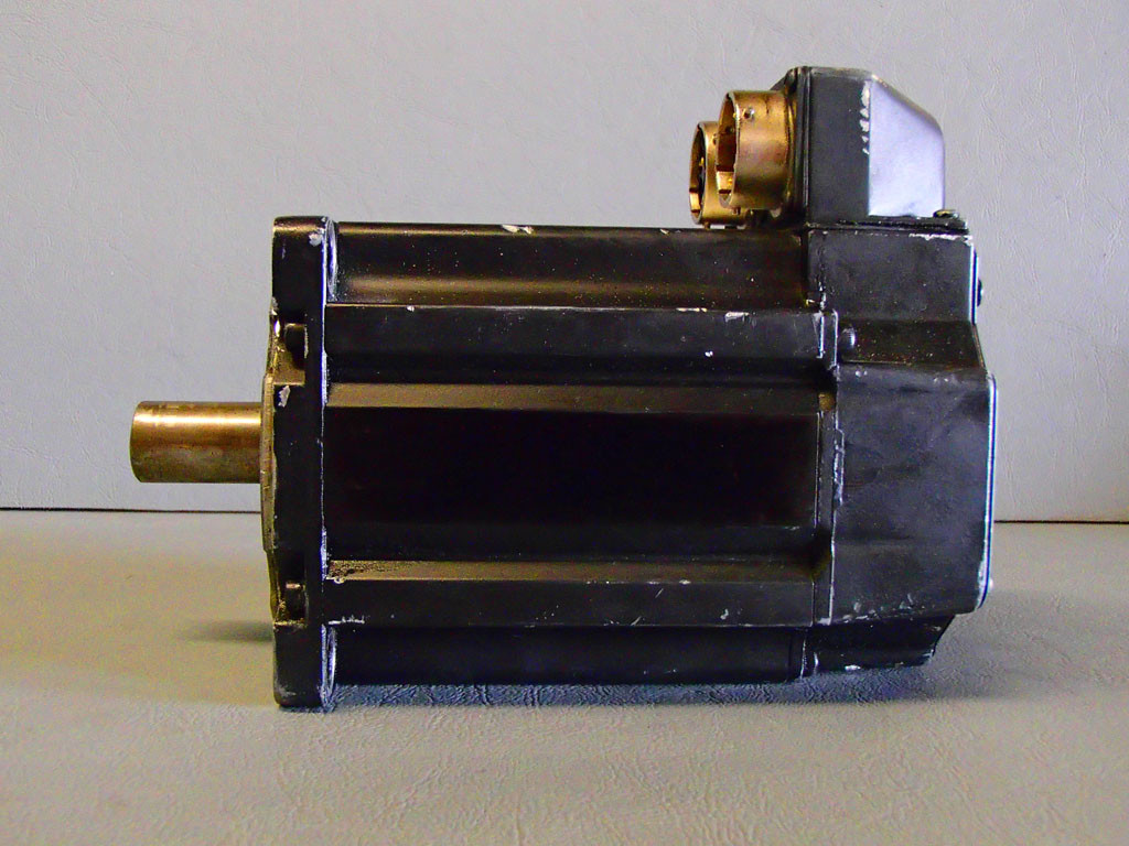 ALLEN-BRADLEY MPL-B420P-RK22AA