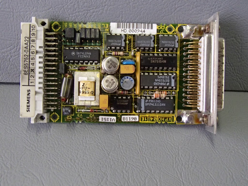 SIEMENS 6ES5752-0AA22