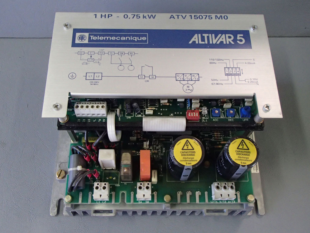 TÉLÉMÉCANIQUE  ATV15075M0