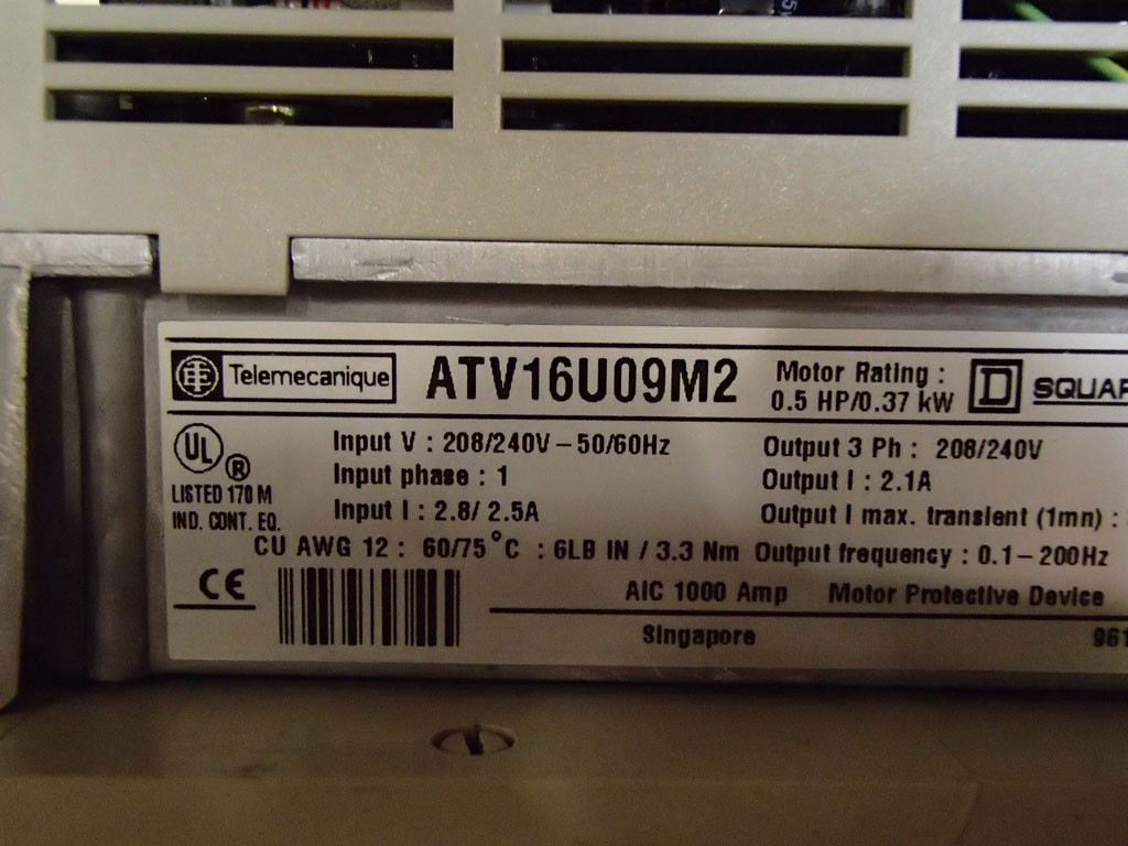 TÉLÉMÉCANIQUE  ATV16U09M2