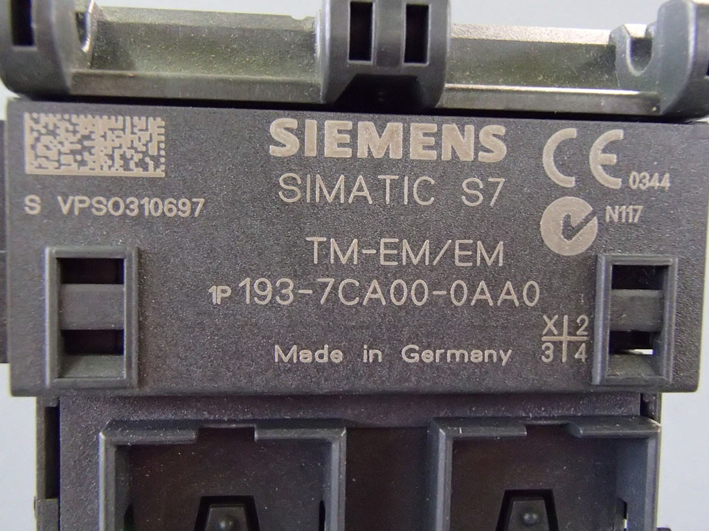 SIEMENS 6ES7193-7CA00-0AA0
