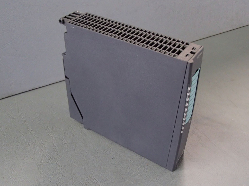 SIEMENS 6ES7138-7AA00-0AA0