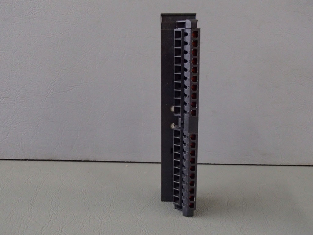 SIEMENS 6ES7392-1BJ00-0AA0