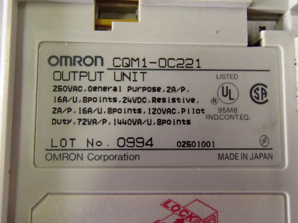 OMRON  CQM1-OC221
