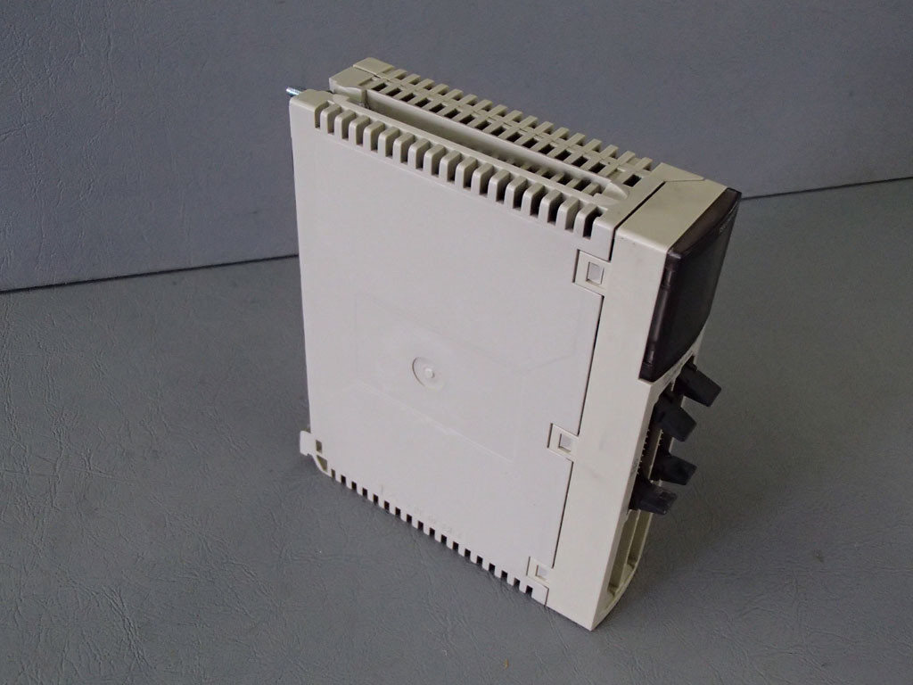 SCHNEIDER  TSXDMY28FK