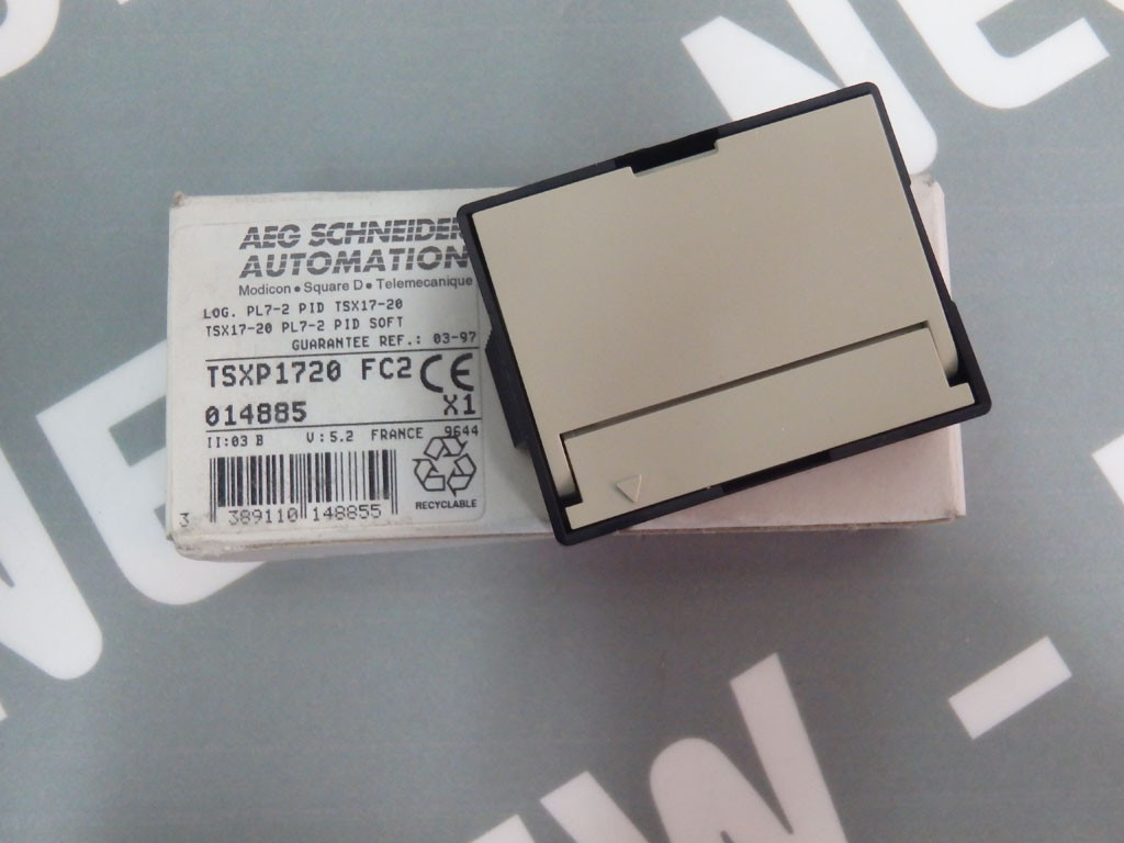 TÉLÉMÉCANIQUE  TSXP1720FC2