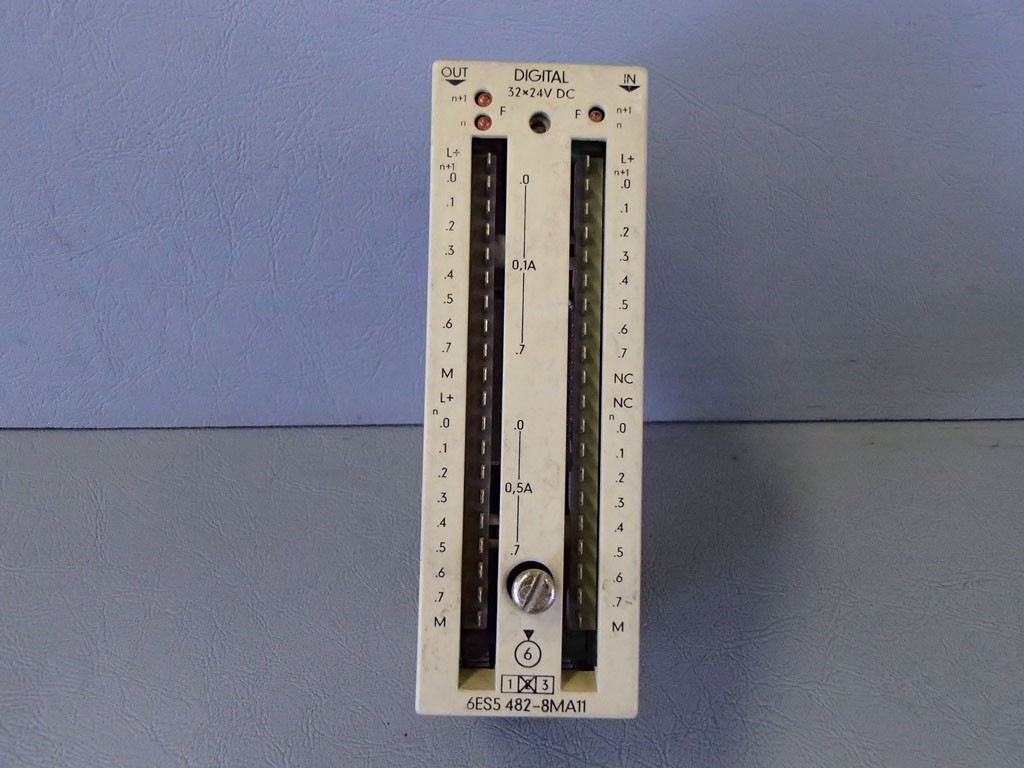 SIEMENS 6ES5482-8MA11